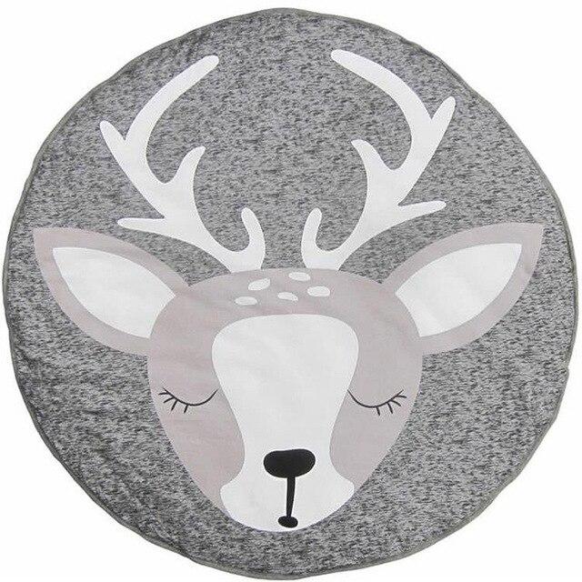 Tapis lapin chambre bébé